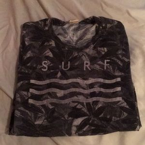 Hollister Surf T-Shirt